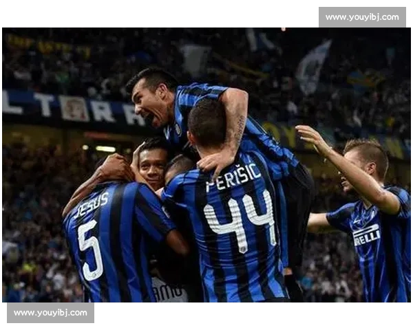 米兰 1600 万 + 400 万欧正式报价瓦伦西亚中场哈维 - 格拉