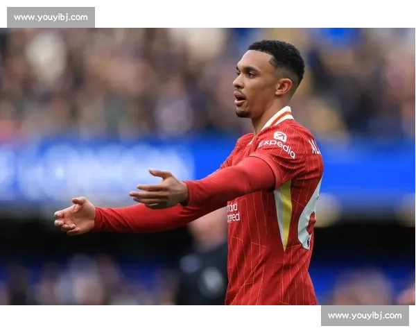 阿诺德离队后，红军仅剩两人撑起英格兰血脉