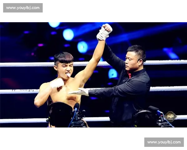 袁鹏杰晋级 Glory-RISE 合办赛事决赛！中日拳王终极对决剑指复仇